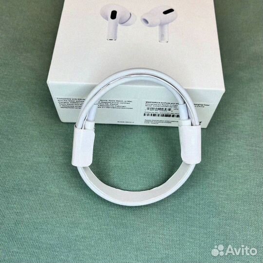 AirPods Pro 2: Музыка, которая двигает