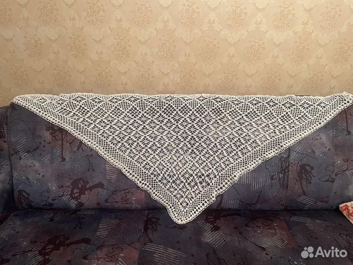 Шаль вязаная