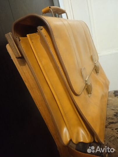 Винтажный портфель времён СССР