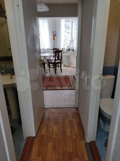 2-к. квартира, 55 м², 1/6 эт.