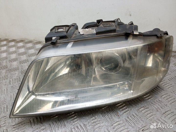 Фара Audi A6 C5 (1997-2004)
