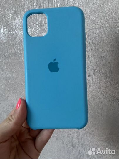 Чехол на iPhone 11