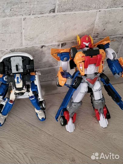 Игрушка робот трансформер