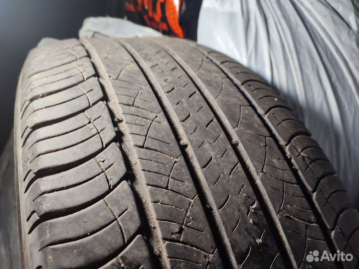 Michelin Latitude Tour HP 235/55 R17