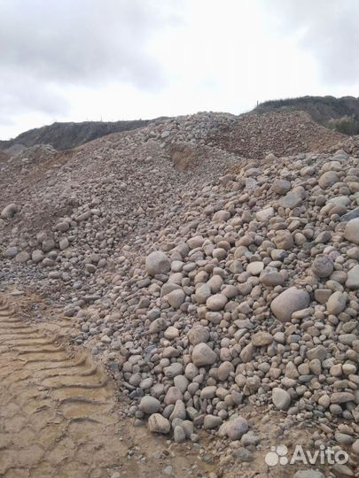 Камень булыжник