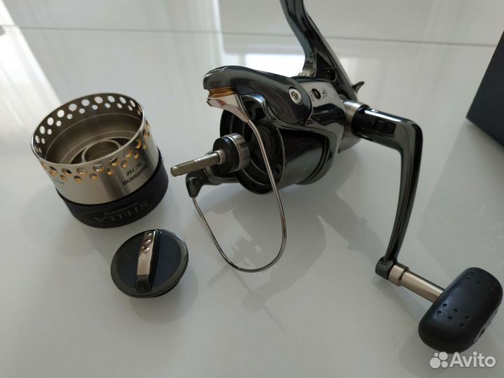Катушка shimano Stella FW3000S новая