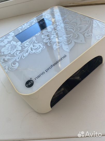 Лампа для маникюра