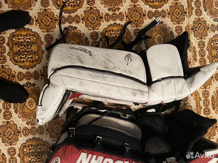 Вратарские щитки