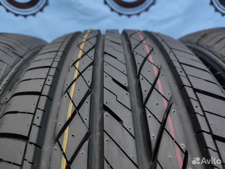 Tracmax X-Privilo H/T 215/60 R17 100H