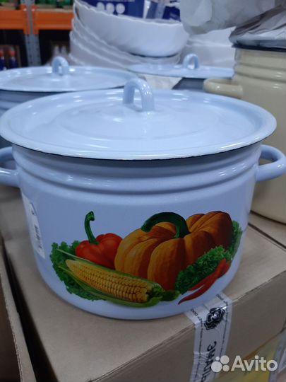 Эмалированная кастрюля 7,5 л. и 7 л