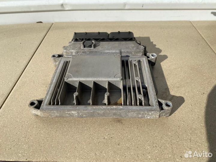 Блок управления двигателем (эбу) Kia Ceed (ED)