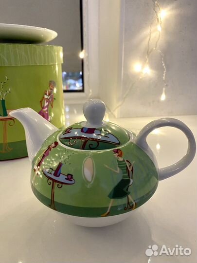 Сервиз чайный в подарочной упаковке