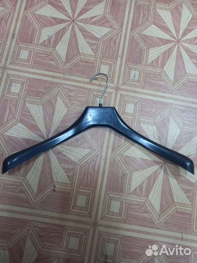 Вешалки для одежды