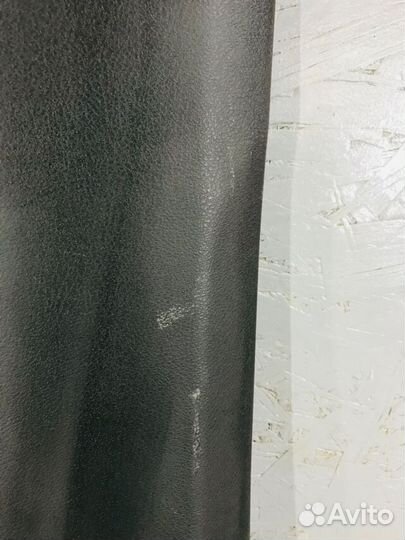 Обшивка центральной стойки низ прав LADA vesta 1.6 мт седан