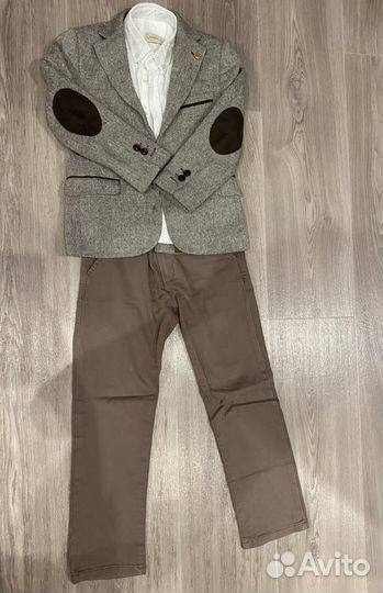 Костюм школьный