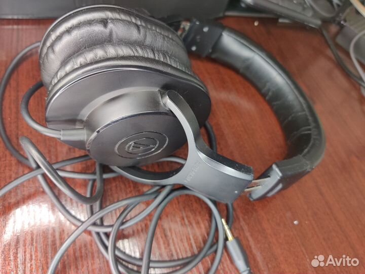 Наушники мониторные Audio-Technica ATH-M20X