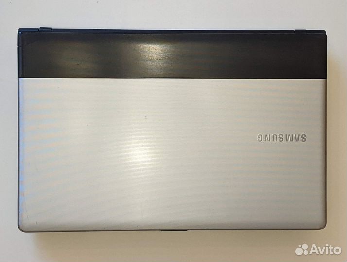 Офисный ноутбук Samsung
