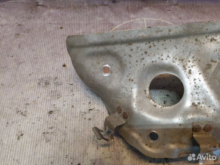 Тепловой экран Mitsubishi Outlander Xl CW6W 6B31