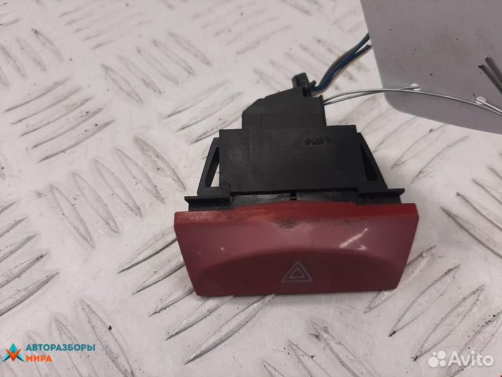 Кнопка аварийной сигнализации Fiat Stilo 2002