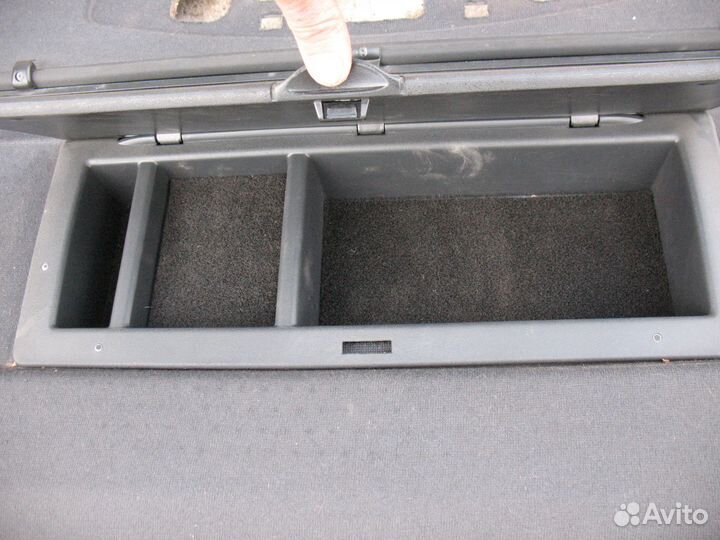 Седан задняя полка Renault Megane 2