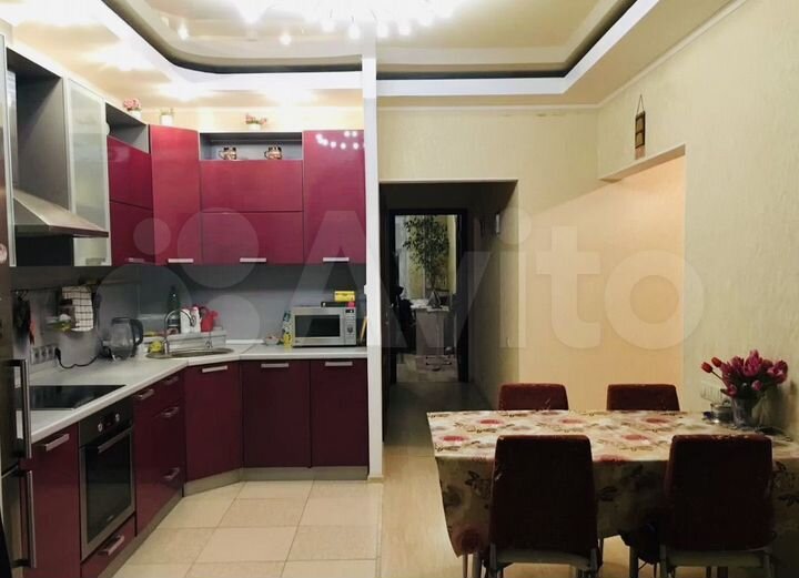 2-к. квартира, 69 м², 4/16 эт.