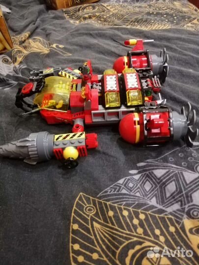 Лего Atlantis Deep sea Raider 7984