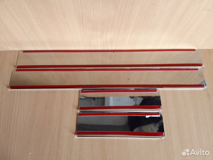 Накладки на пороги Hyundai Creta 1 (нержавейка)