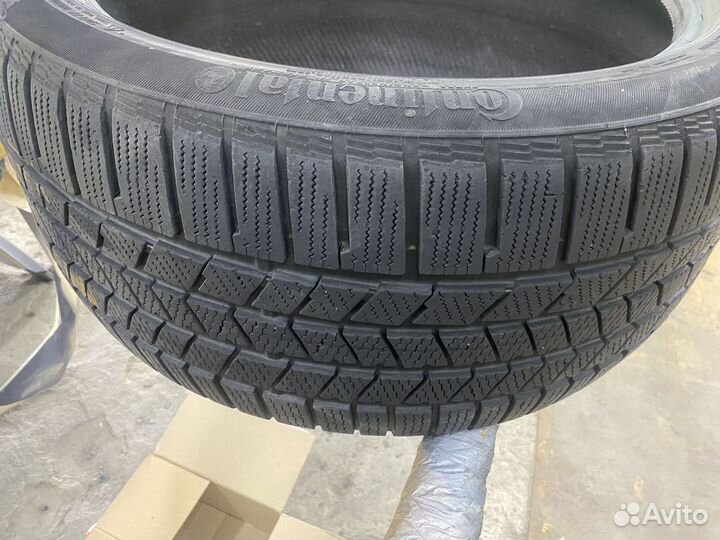 Continental ContiCrossContact Winter 295/35 R21 107V