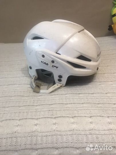 Шлем хоккейный