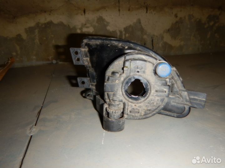 Фара противотуманная левая BMW 5-Series GT F07