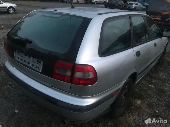 Разбор на запчасти Volvo S40 / V40