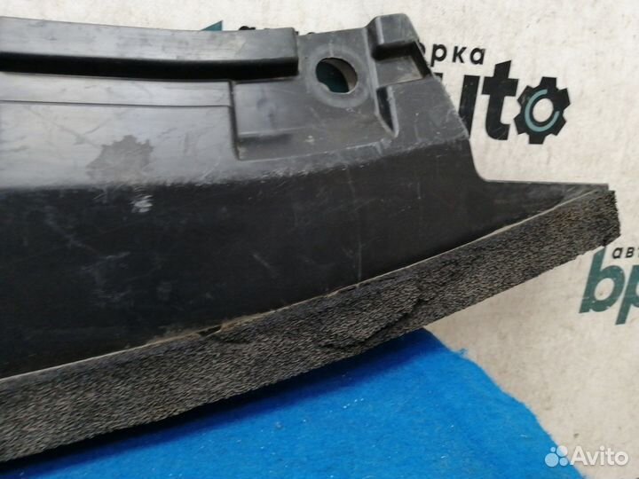 Дефлектор радиатора PZ327-60704 Lexus LX570 LX450D