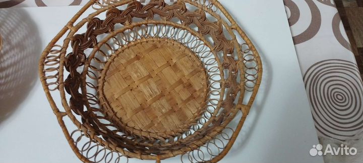 Плетёная хлебница, сухарница