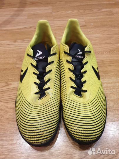 Сороконожки/Бутсы