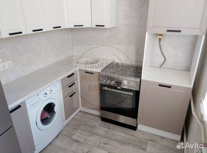 Кухонный гарнитур новый