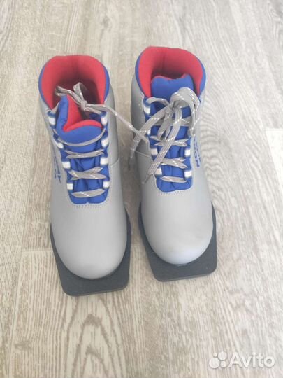 Беговые лыжи