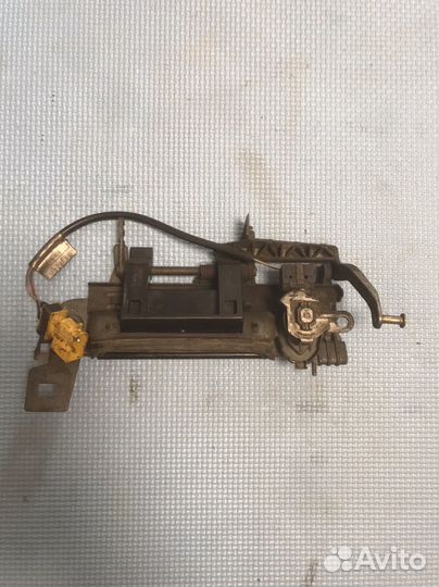 Ручка двери передняя правая bmw 3 e36