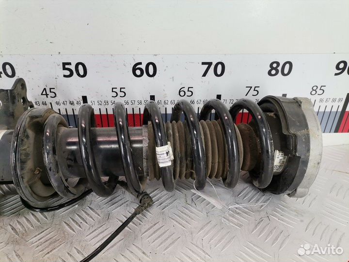 Стойка для BMW 7-Series (F01/F02)