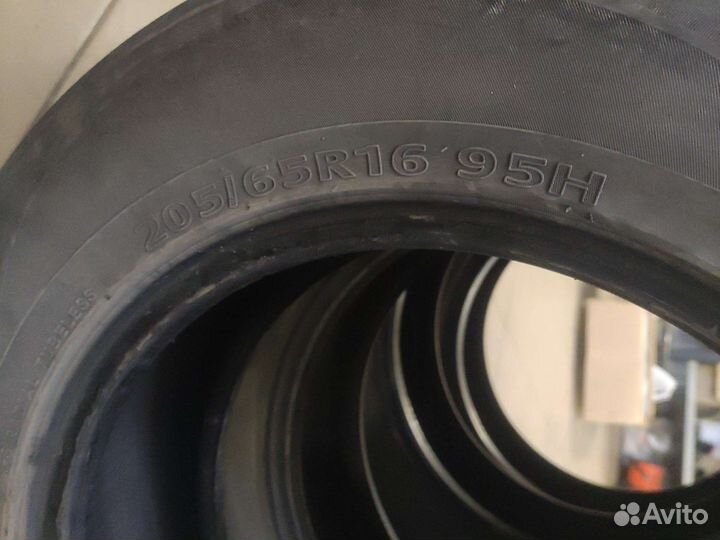 Kumho Solus SA01 Plus 205/65 R16 95H