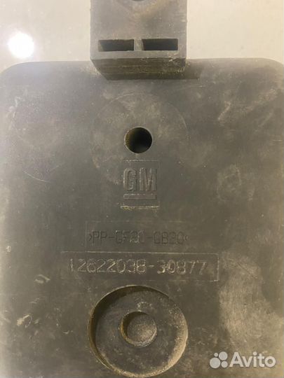 Бачок вакуумный на Опель Инсигния