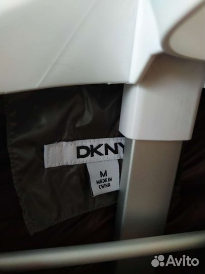 Лёгкая куртка пальто Dkny р.M