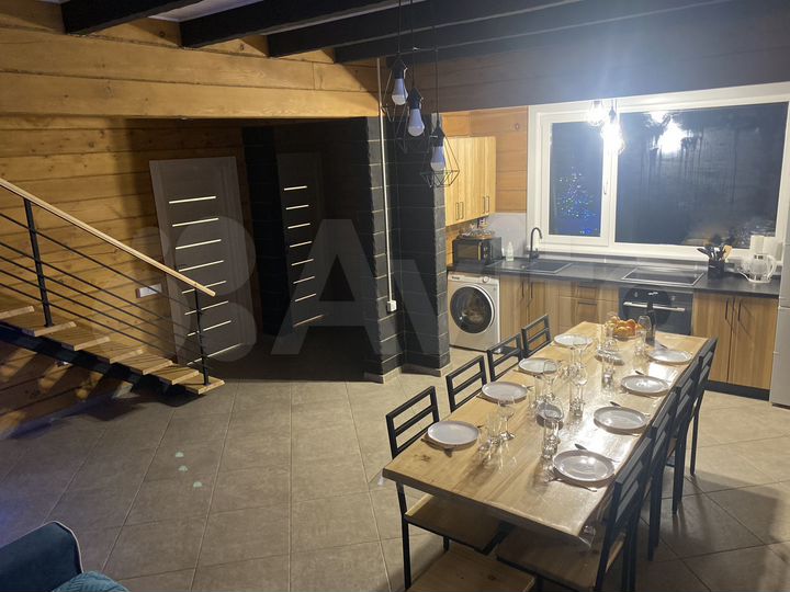 Дом 127,7 м² на участке 12 сот.