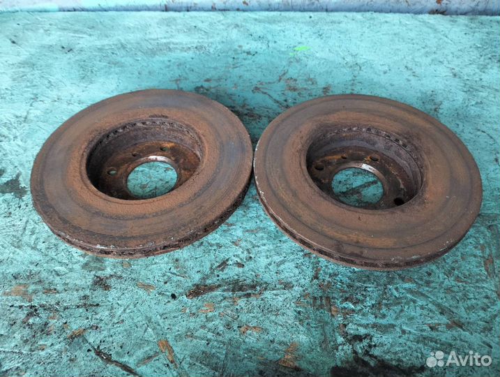 Диск тормозной передний Nissan Almera N16 рест