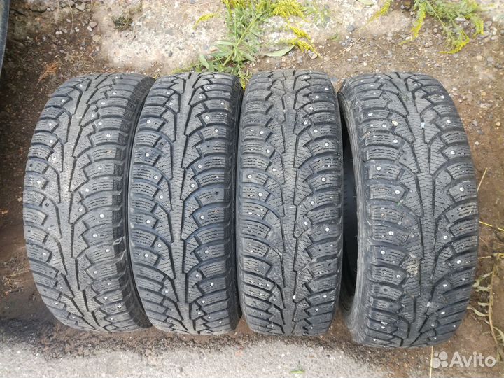 Nokian Tyres Hakkapeliitta 5 215/65 R16