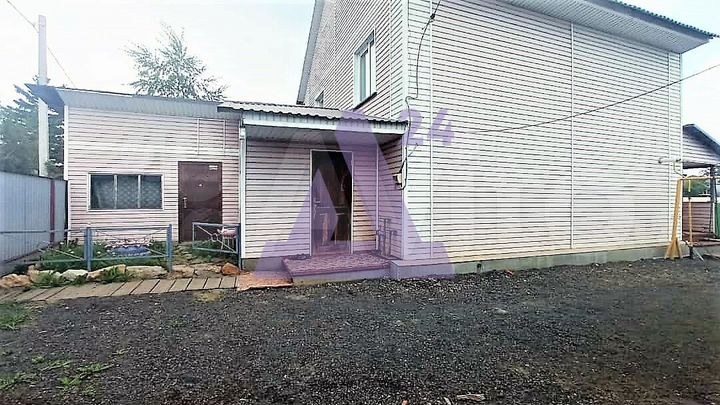 Коттедж 118 м² на участке 11,4 сот.