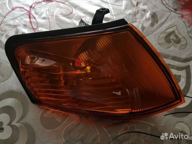 Плафон поворотника правый для Nissan Wingroad