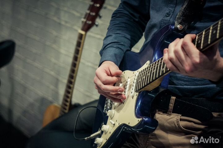 Обучение игре на гитаре (электро/акустика/бас)