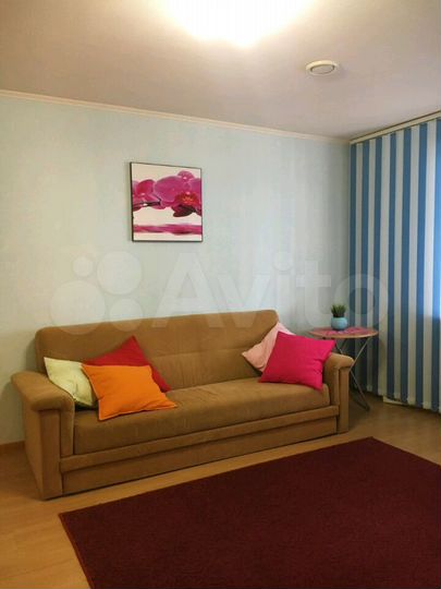 2-к. квартира, 56 м², 2/5 эт.