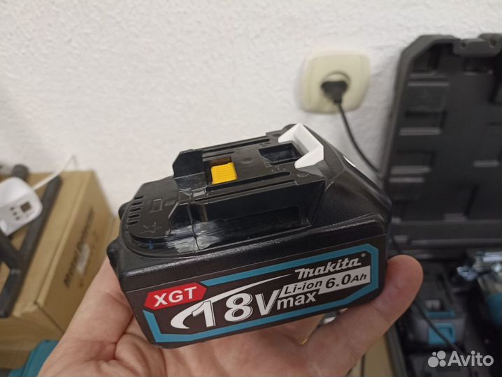 Аккумулятор зарядка для makita 18v BL1850, LXT