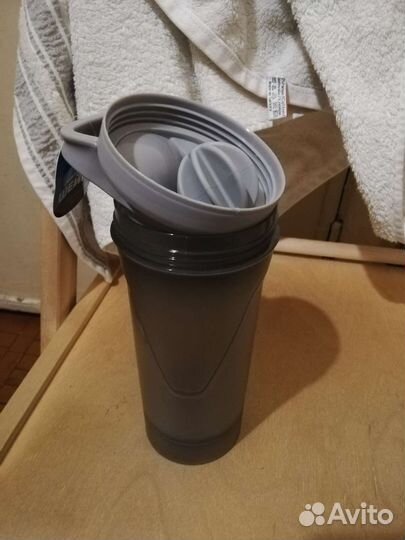 Коктейльный шейкер